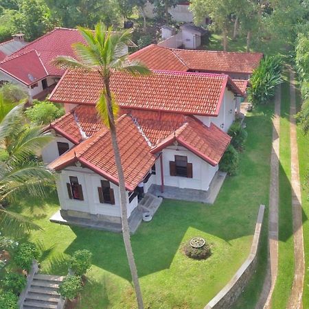 Satiana Tangalle Luaran gambar