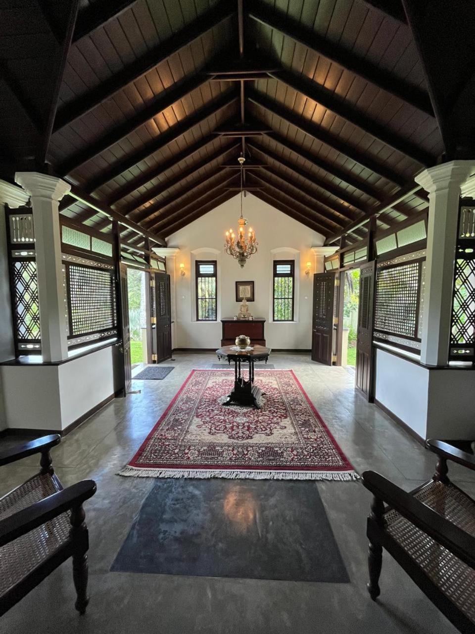 Satiana Tangalle Luaran gambar