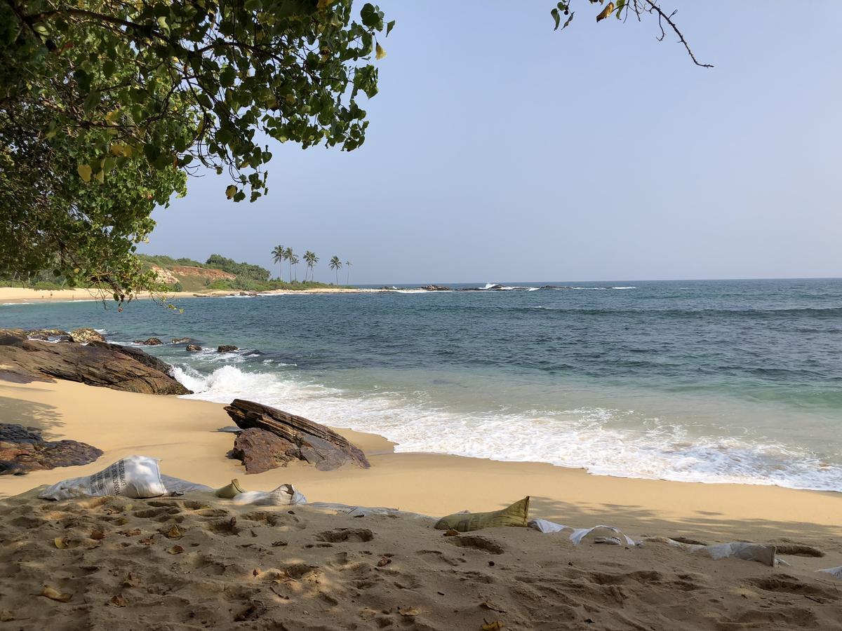 Satiana Tangalle Luaran gambar